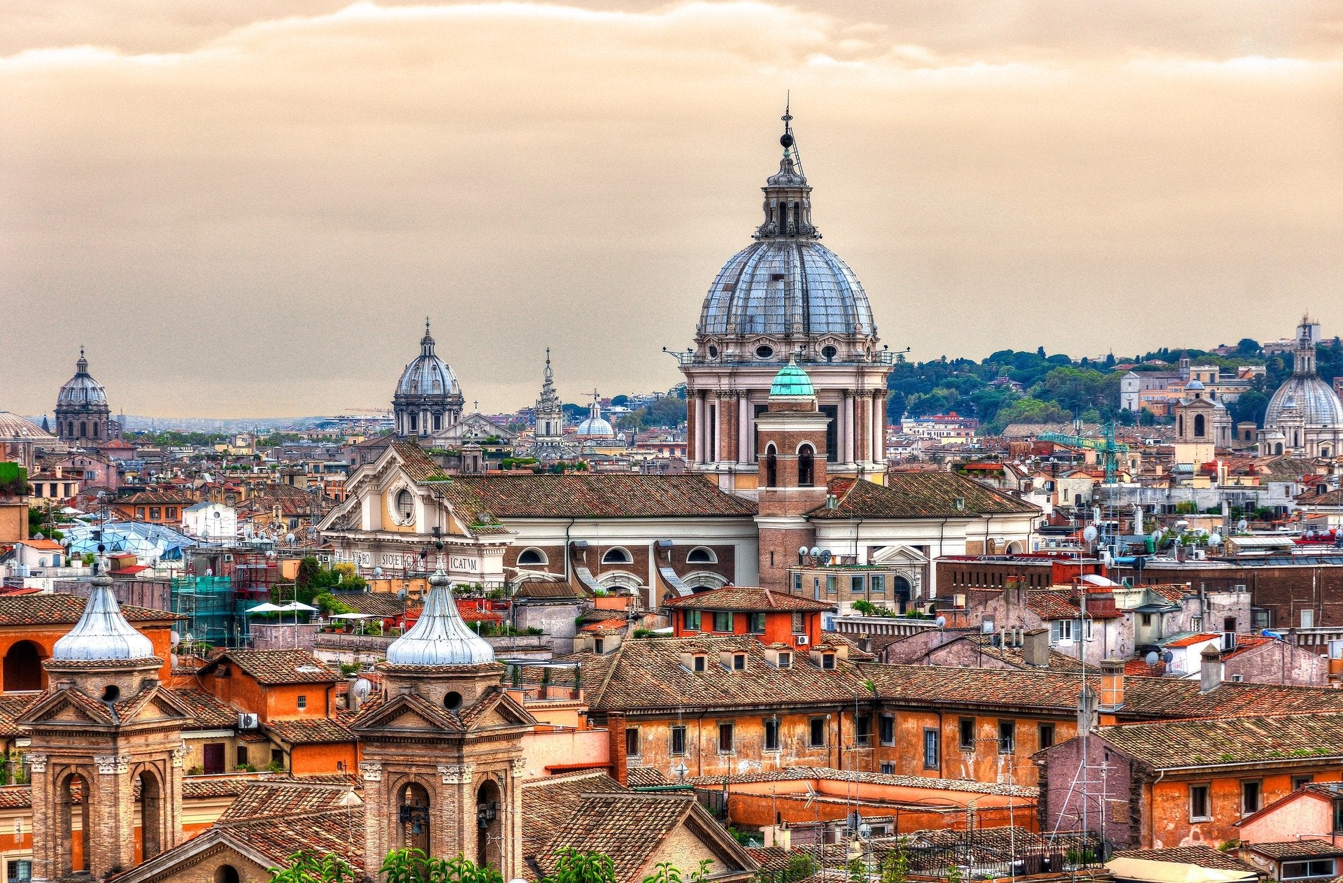 SALVE ROMA!